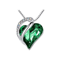 Heart-Shaped Pendant Necklace